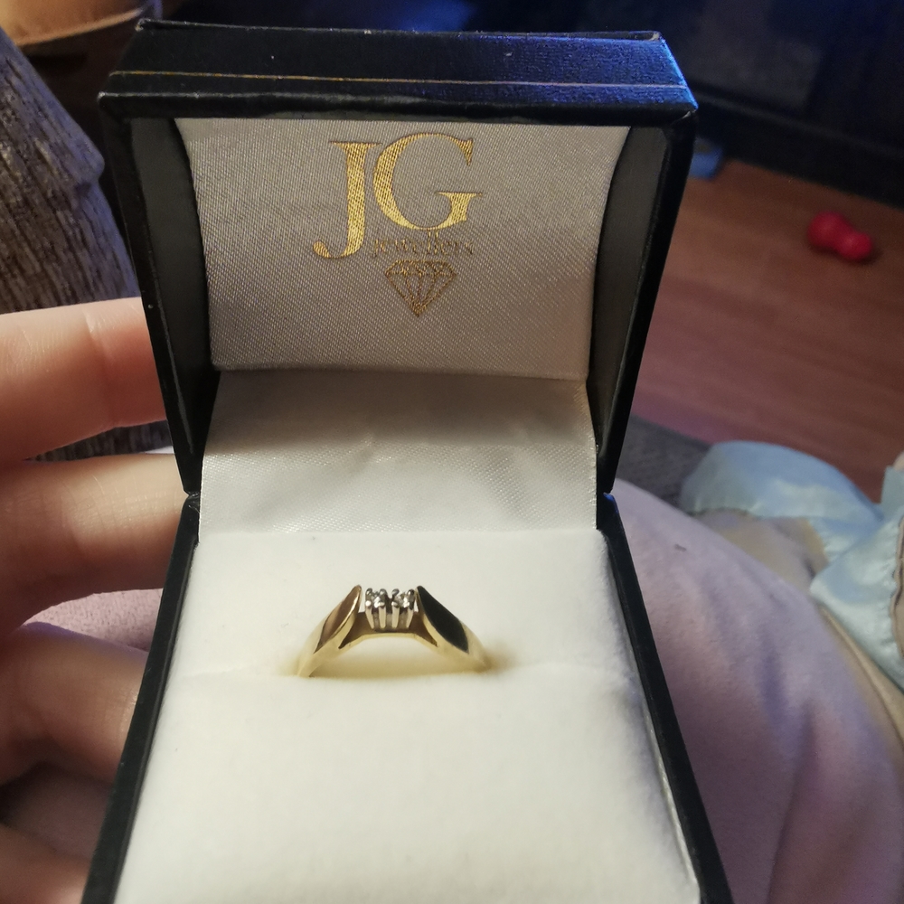 18k Solid Gold Diamond Ring
